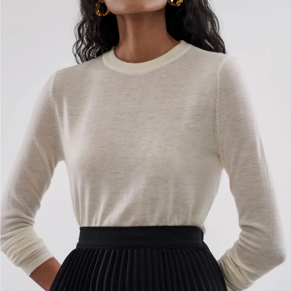 CO Long Sleeve Crew Neck Tee in Fine Cashmere Size Medium
